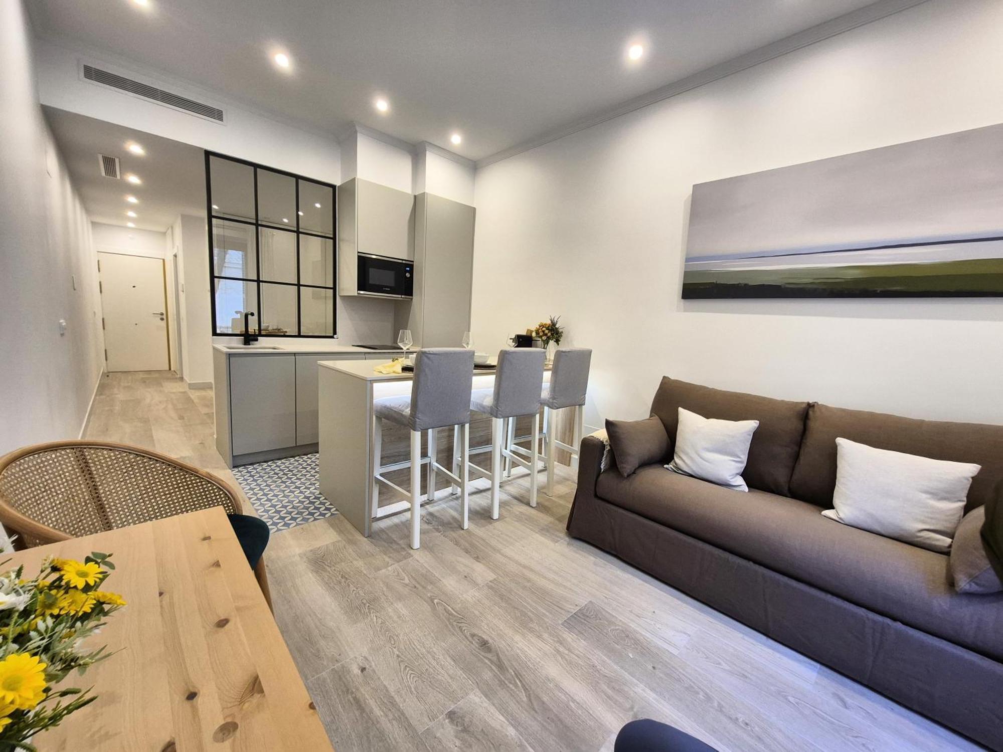 Apartamentos Plaza De Espana Мадрид Экстерьер фото